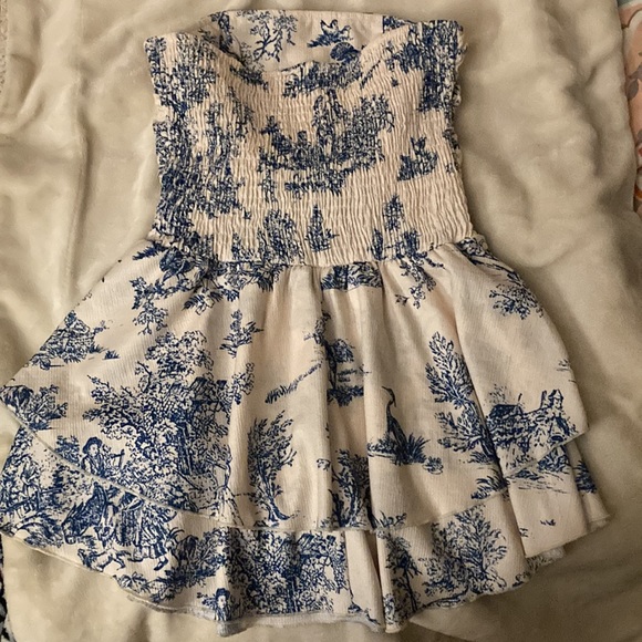 Blue and white china pattern strapless homecoming dress size small - Picture 2 of 3
